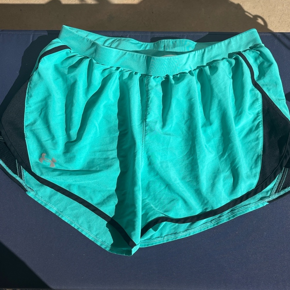 Under Armour Athletic shorts LG HeatGear Apparel - Turquoise and Black